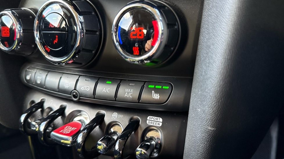 Used MINI Hatch 2023 for sale - 76552562: Photo 30