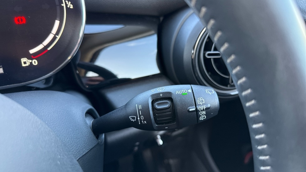 Used MINI Hatch 2023 for sale - 76552562: Photo 31