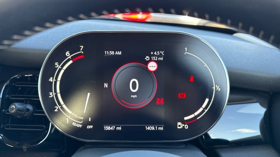 Used MINI Hatch 2023 for sale - 76552562: Photo 9