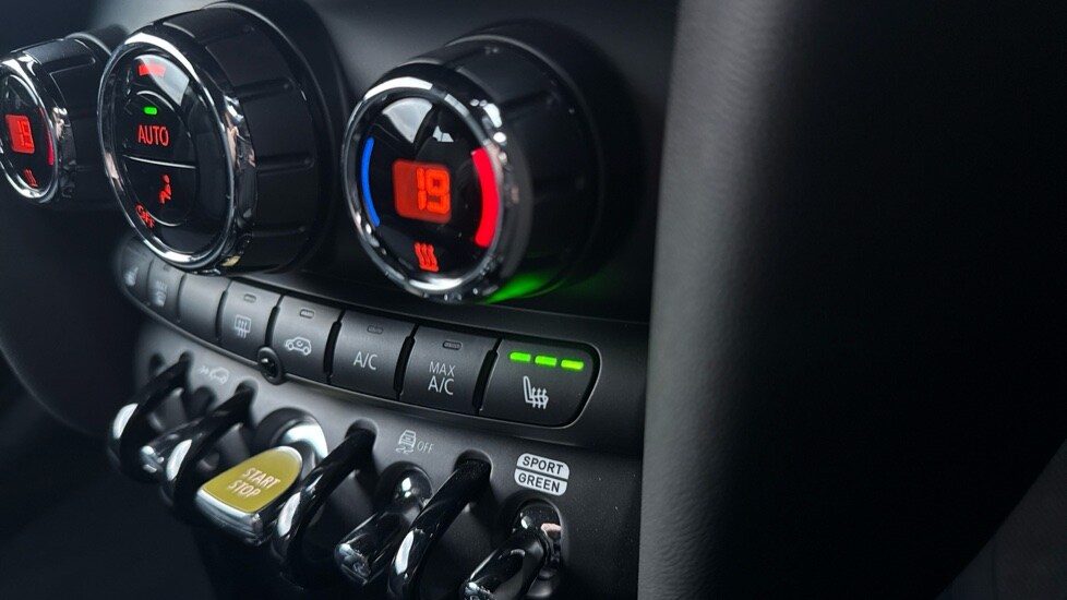 Used MINI Hatch 2022 for sale - 75946801: Photo 29