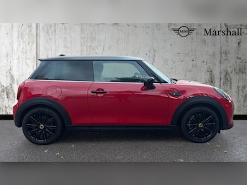 Used MINI Hatch 2022 for sale - 75946801: Photo