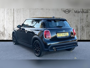 Used MINI Hatch 2021 for sale - 76100049: Photo