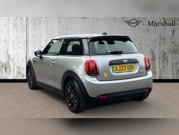 Used MINI Hatch 2023 for sale - 76033608: Photo