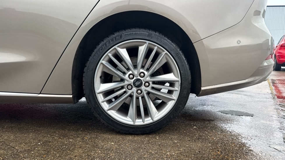 Used Ford Focus 2019 for sale - 76519441: Photo 18