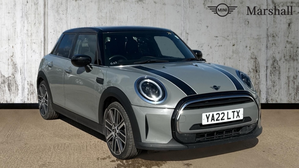 Used MINI Hatch 2022 for sale - 76593767: Photo 1