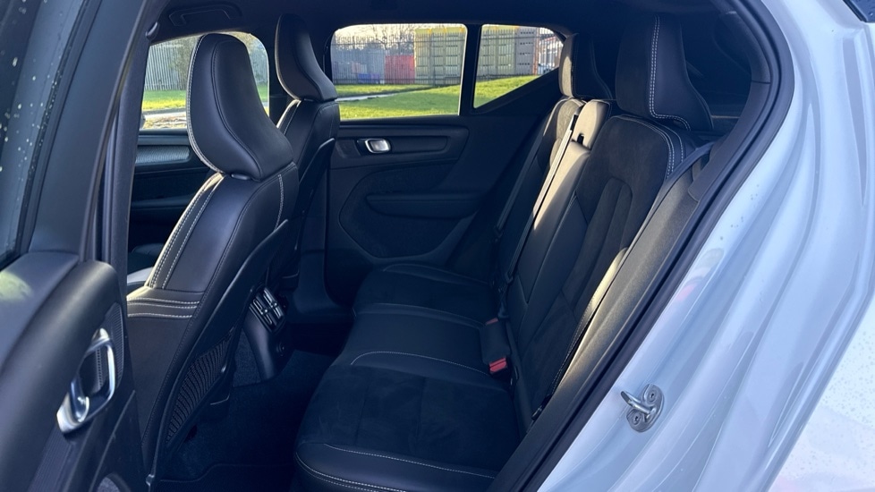 Used Volvo XC40 2022 for sale - 76704466: Photo 14