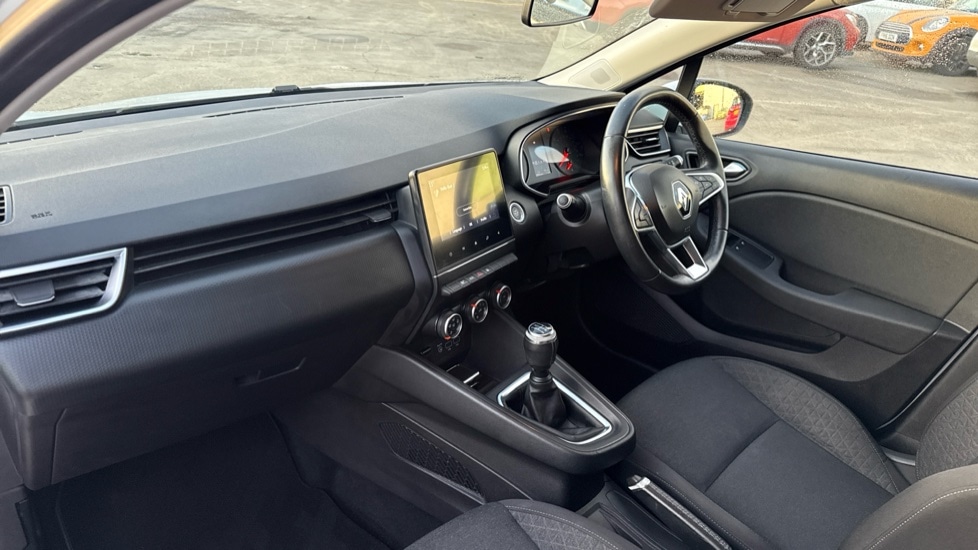 Used Renault Clio 2019 for sale - 76773380: Photo 10