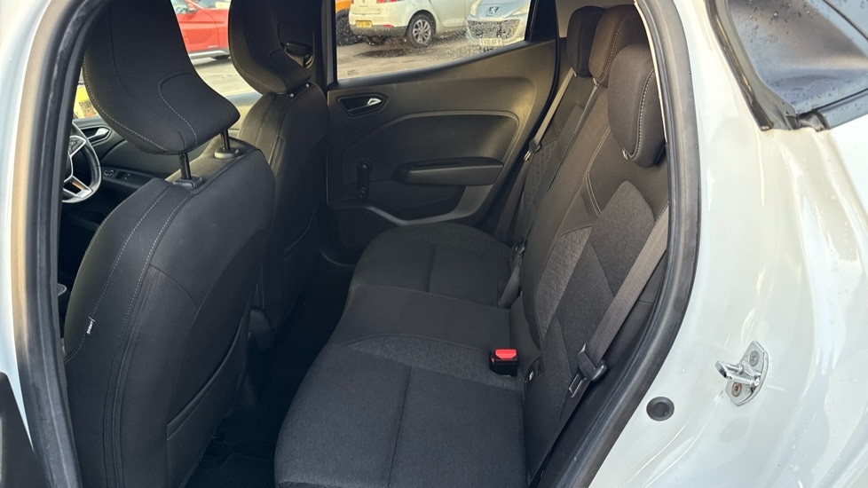 Used Renault Clio 2019 for sale - 76773380: Photo 14