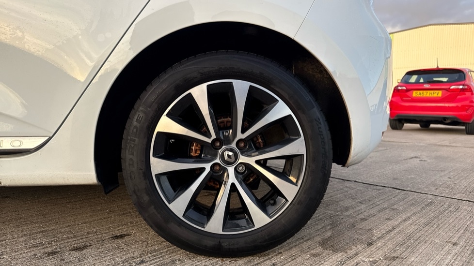 Used Renault Clio 2019 for sale - 76773380: Photo 18