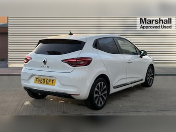 Used Renault Clio 2019 for sale - 76773380: Photo