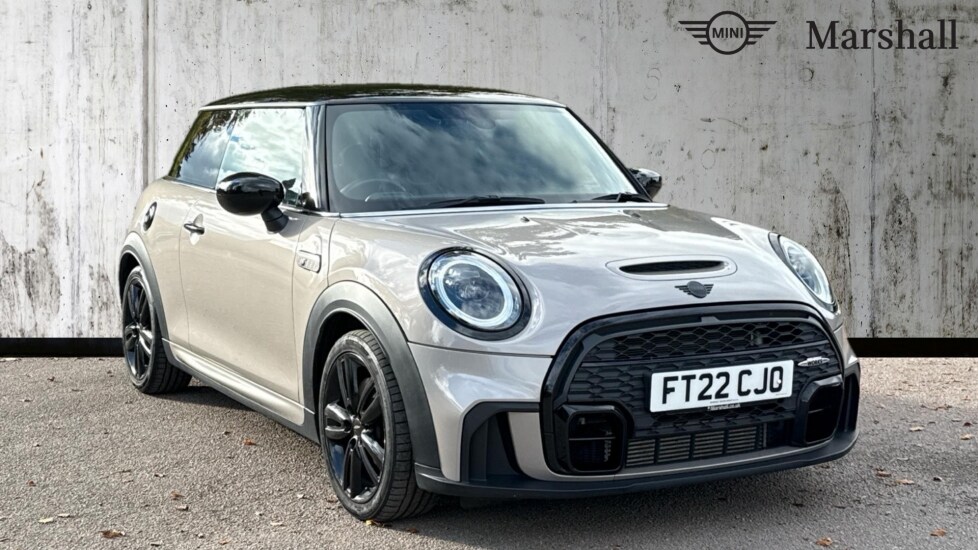 Used MINI Hatch 2022 for sale - 76544508: Photo 1