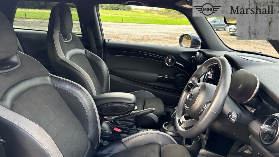 Used MINI Hatch 2022 for sale - 76544508: Photo 11