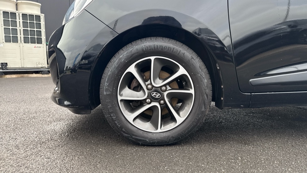 Used Hyundai i10 2018 for sale - 76321888: Photo 17