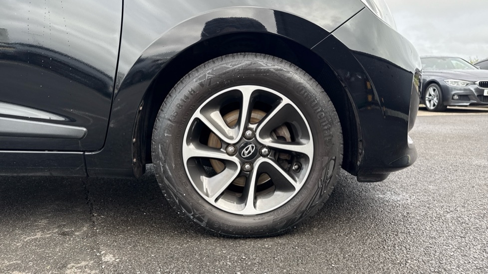 Used Hyundai i10 2018 for sale - 76321888: Photo 20