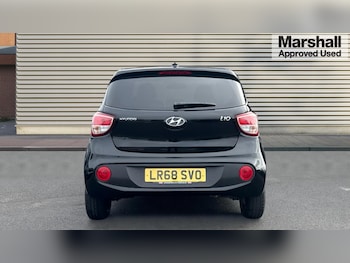 Used Hyundai i10 2018 for sale - 76321888: Photo