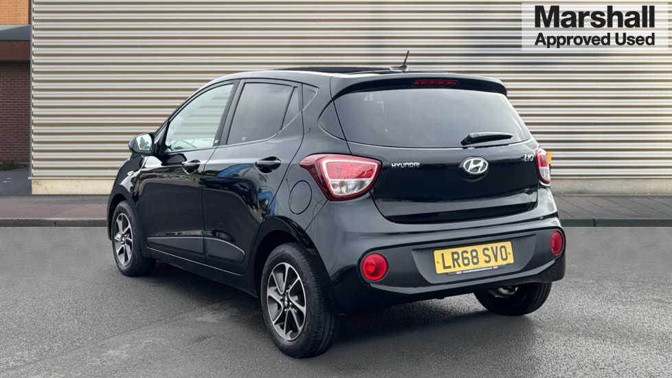 Used Hyundai i10 2018 for sale - 76321888: Photo 5