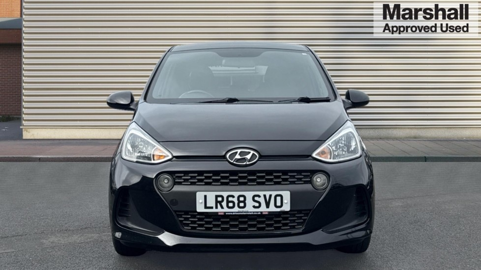 Used Hyundai i10 2018 for sale - 76321888: Photo 8