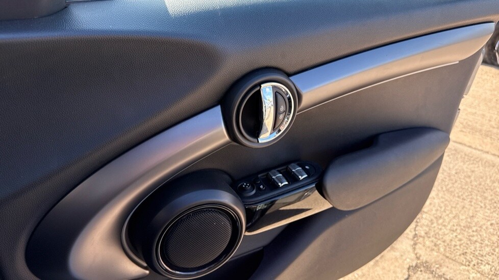 Used MINI Hatch 2022 for sale - 75929939: Photo 20