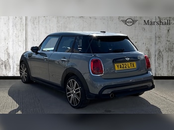 Used MINI Hatch 2022 for sale - 75929939: Photo