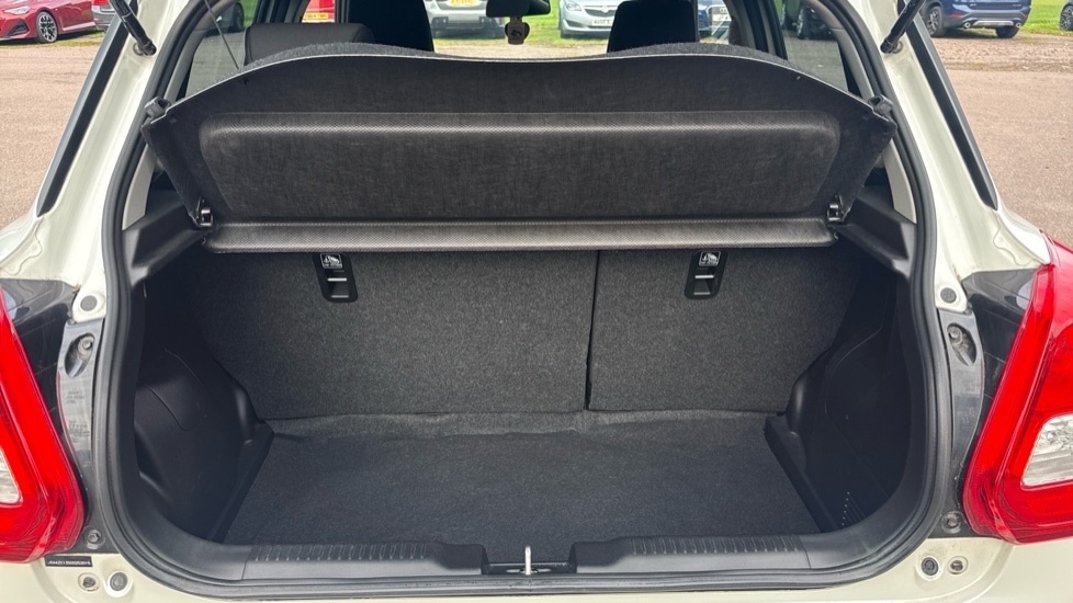 Used Suzuki Swift 2018 for sale - 76660933: Photo 15