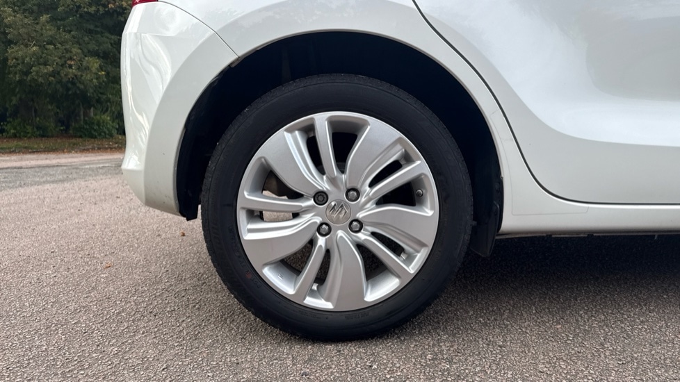 Used Suzuki Swift 2018 for sale - 76660933: Photo 19