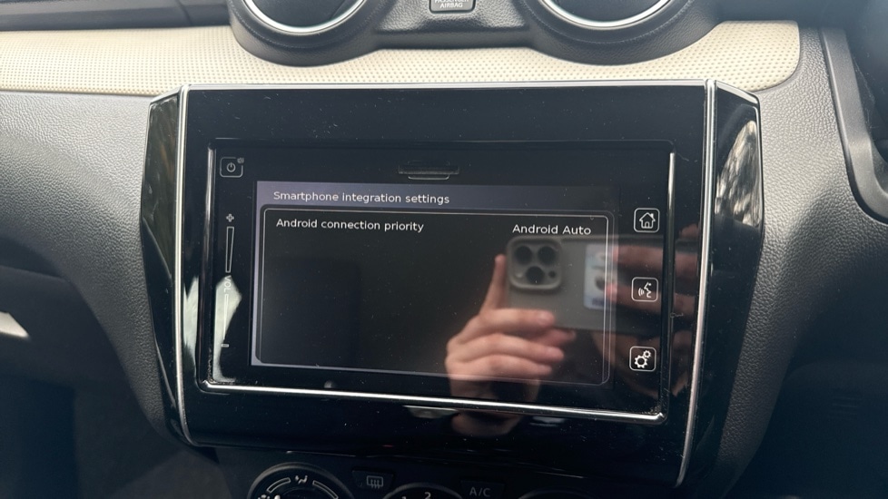 Used Suzuki Swift 2018 for sale - 76660933: Photo 22