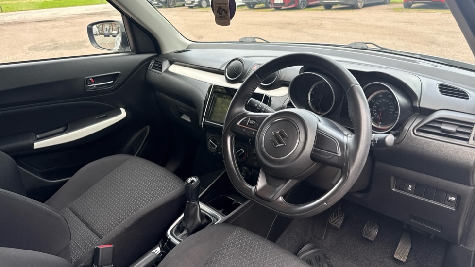 Used Suzuki Swift 2018 for sale - 76660933: Photo 9