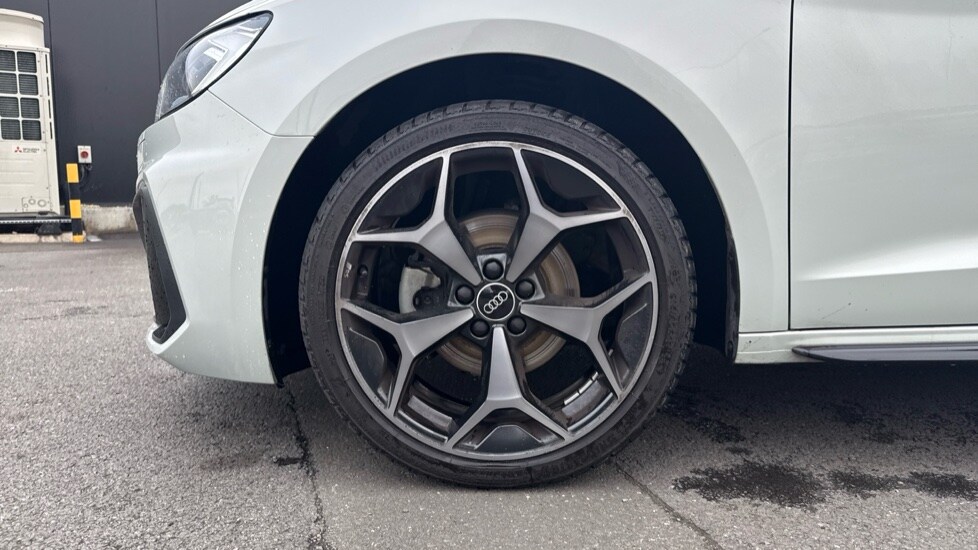 Used Audi A1 2024 for sale - 76140427: Photo 17