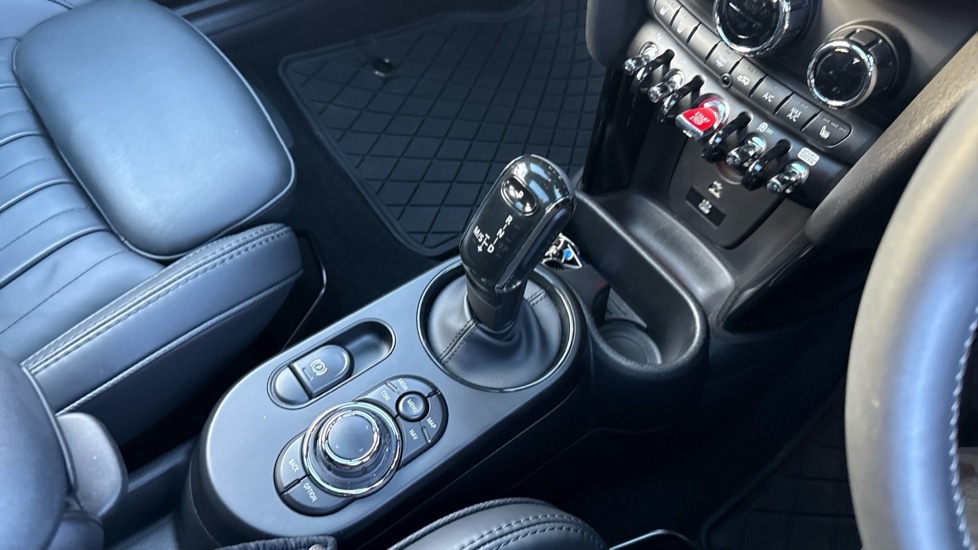 Used MINI Hatch 2024 for sale - 76552481: Photo 10