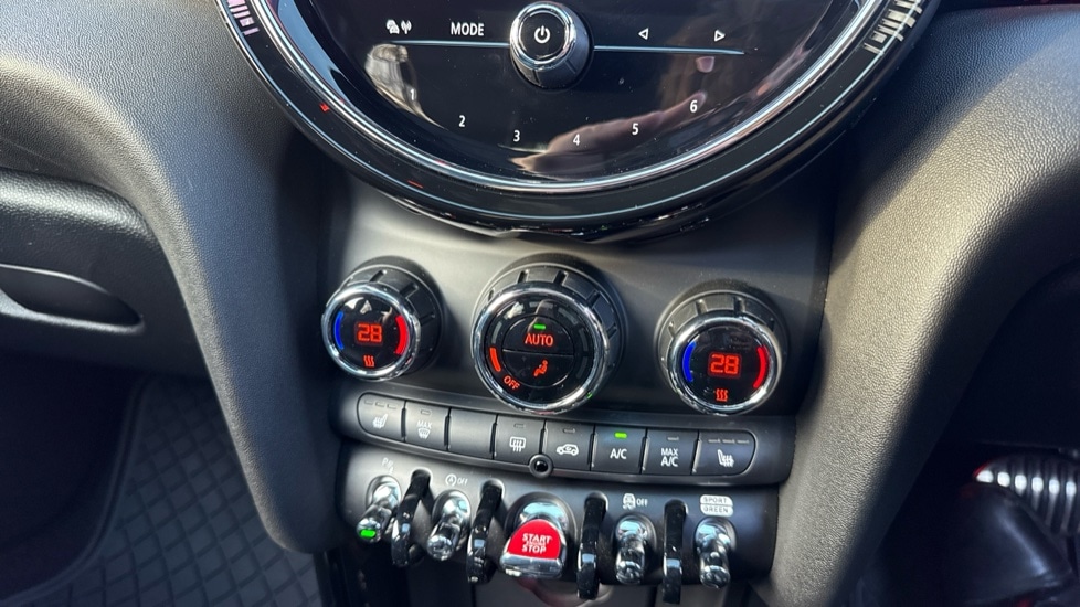 Used MINI Hatch 2024 for sale - 76552481: Photo 31