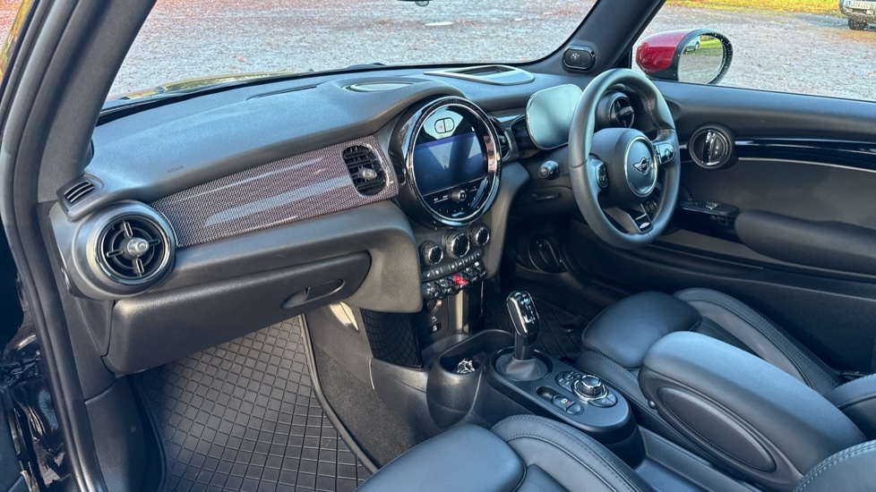 Used MINI Hatch 2024 for sale - 76552481: Photo 7