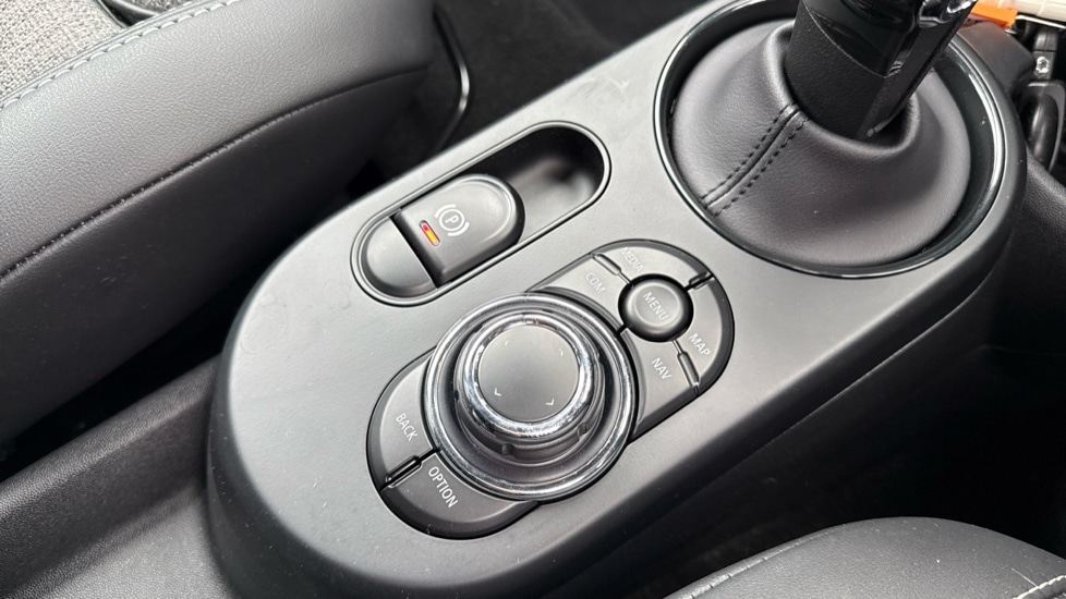 Used MINI Hatch 2022 for sale - 76140461: Photo 19