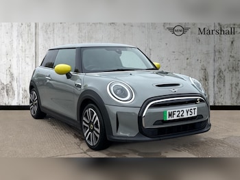 Used MINI Hatch 2022 for sale - 76140461: Photo