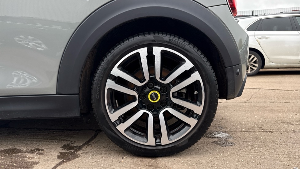 Used MINI Hatch 2022 for sale - 76140461: Photo 26