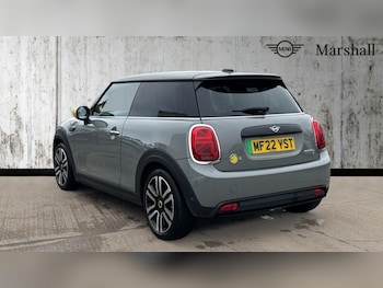 Used MINI Hatch 2022 for sale - 76140461: Photo