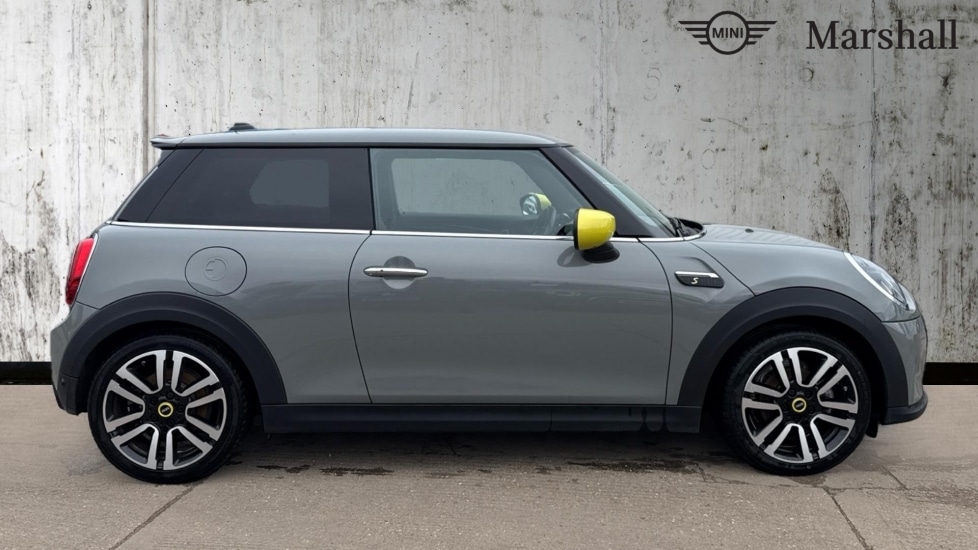 Used MINI Hatch 2022 for sale - 76140461: Photo 3