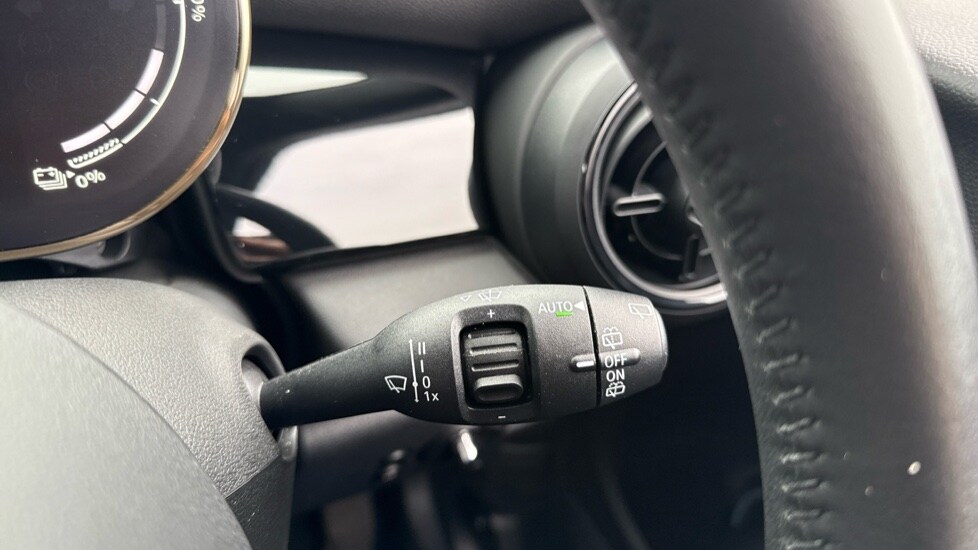 Used MINI Hatch 2022 for sale - 76140461: Photo 33