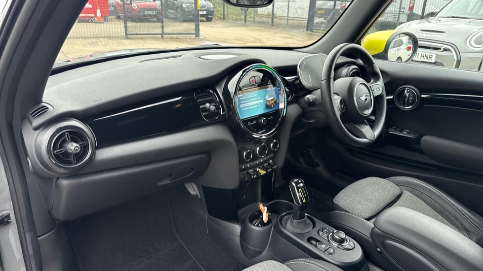 Used MINI Hatch 2022 for sale - 76140461: Photo 7