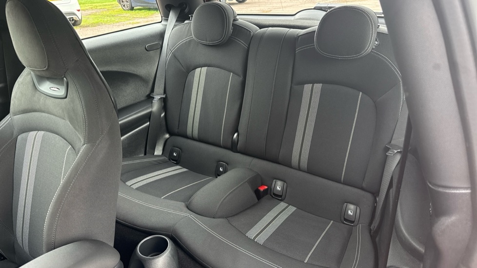 Used MINI Hatch 2023 for sale - 76937495: Photo 12