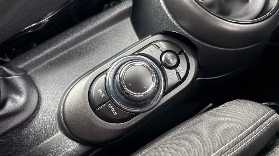 Used MINI Hatch 2023 for sale - 76937495: Photo 19