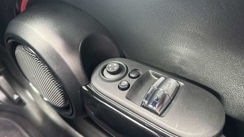 Used MINI Hatch 2023 for sale - 76937495: Photo 29