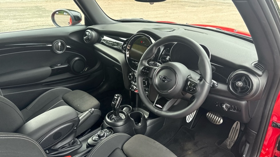 Used MINI Hatch 2023 for sale - 76937495: Photo 6