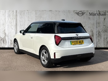 Used MINI Cooper 2025 for sale - 76104223: Photo