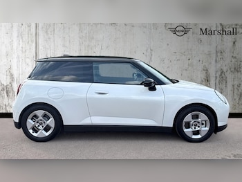 Used MINI Cooper 2025 for sale - 76104223: Photo