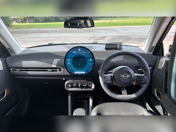Used MINI Cooper 2025 for sale - 76104223: Photo