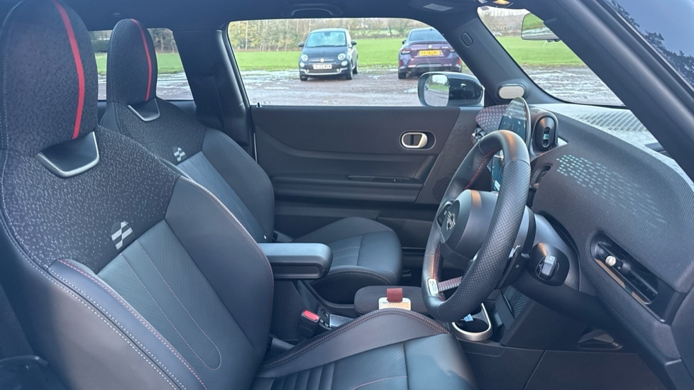 Used MINI Cooper 2024 for sale - 76630162: Photo 11