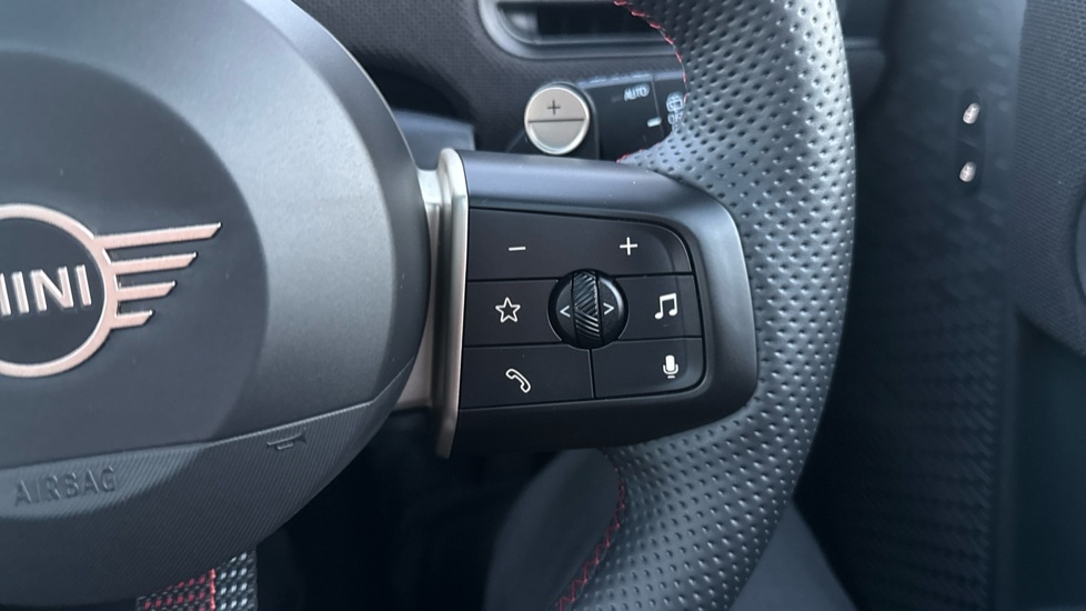 Used MINI Cooper 2024 for sale - 76630162: Photo 18