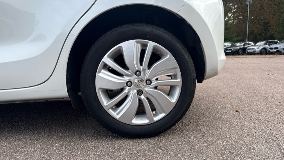 Used Suzuki Swift 2018 for sale - 76442103: Photo 18