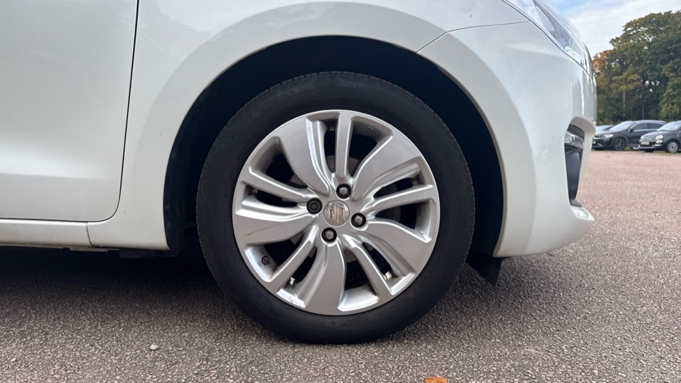 Used Suzuki Swift 2018 for sale - 76442103: Photo 20