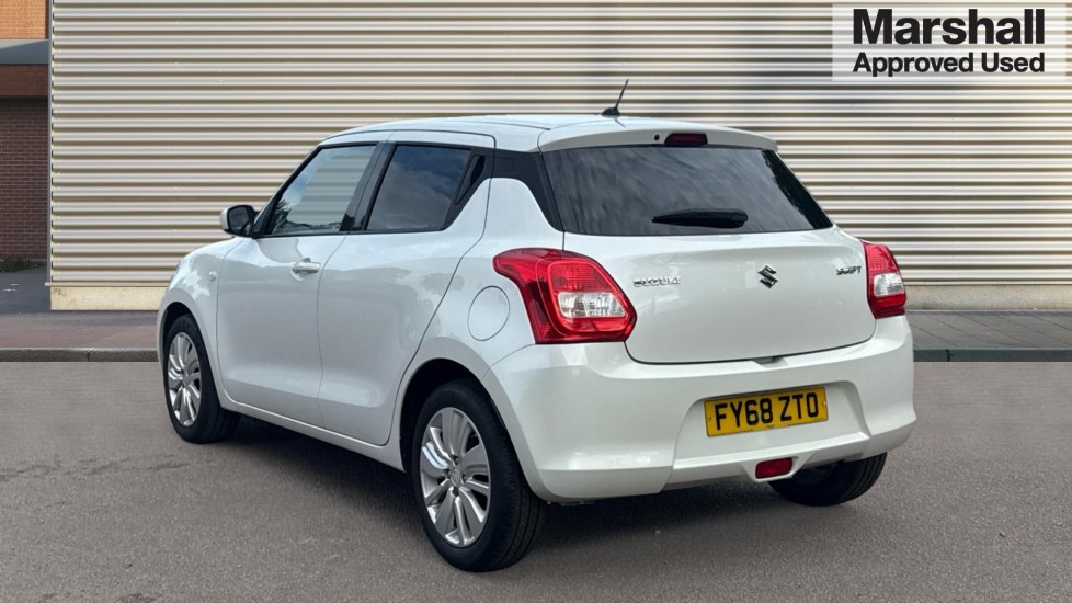 Used Suzuki Swift 2018 for sale - 76442103: Photo 5